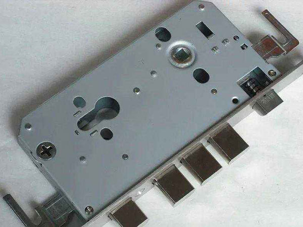 湛江市24小时上门开锁公司